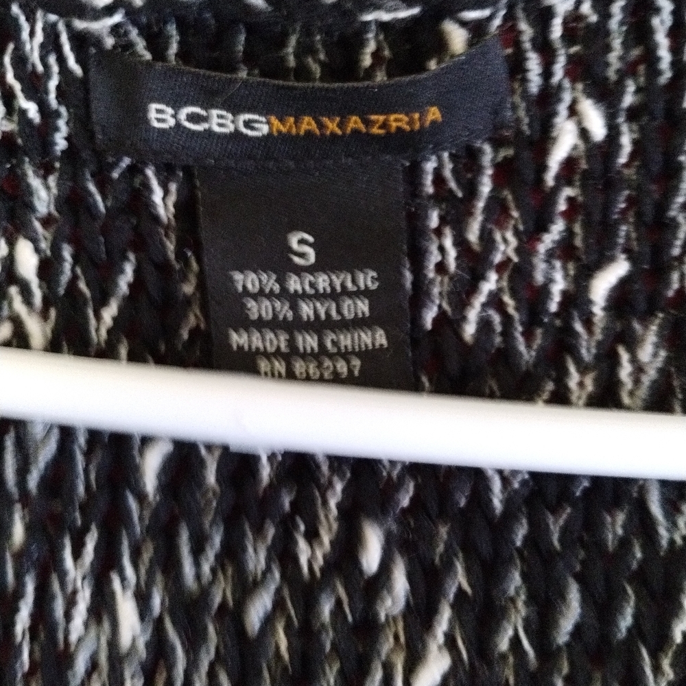 Sweater - Picture 3 of 3